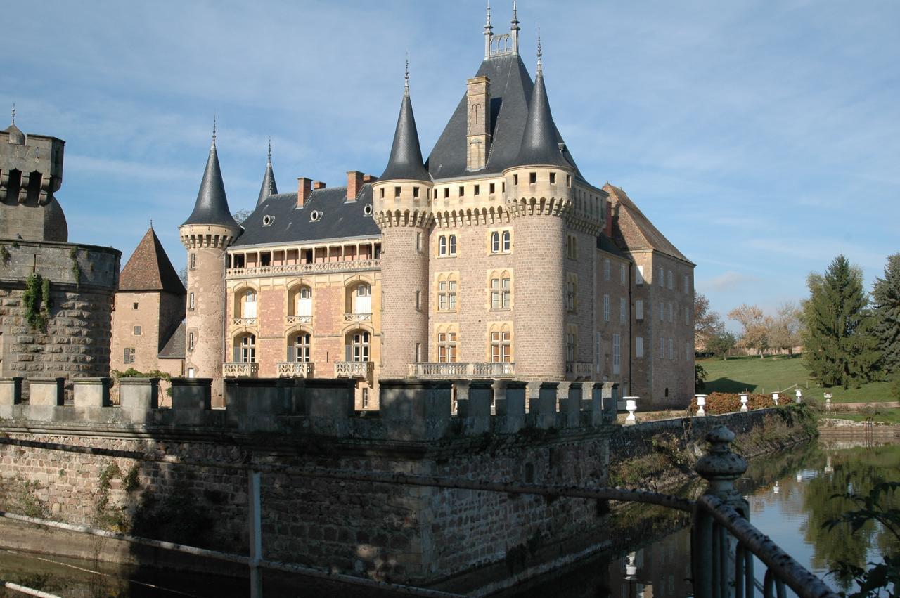 Hotel De Bourgogne La Clayette Exteriér fotografie